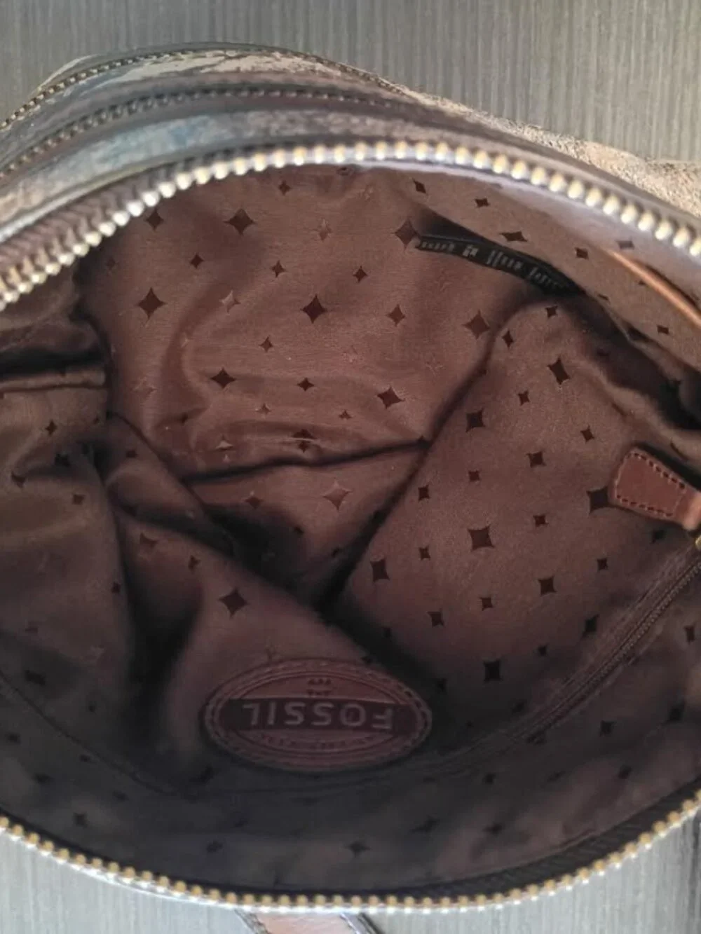 FOSSIL EXPLORER MEDIUM CROSSBODY TRIPLE ZIPPER GOLD TAN CROSSBODY LEATHER BAG